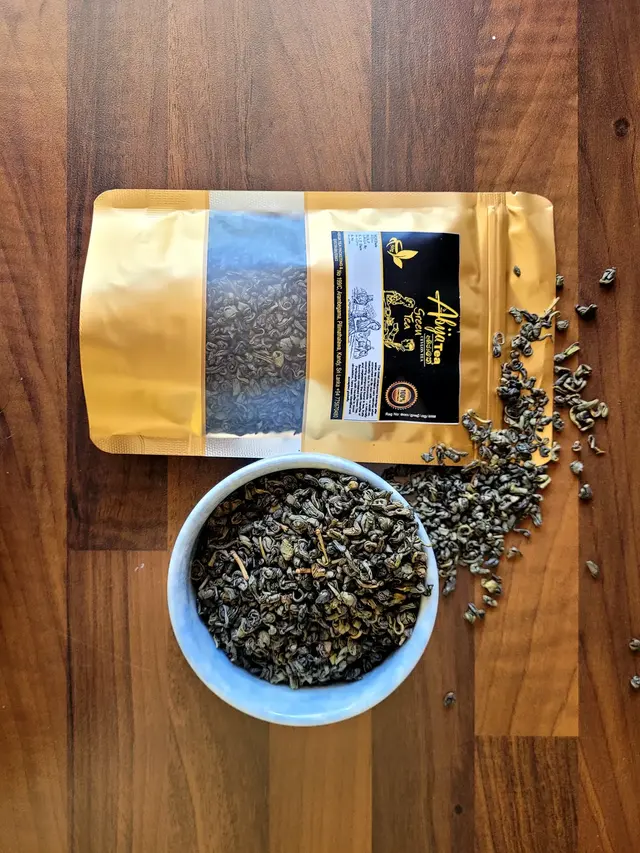 Pure Green Tea with its Abija packaging